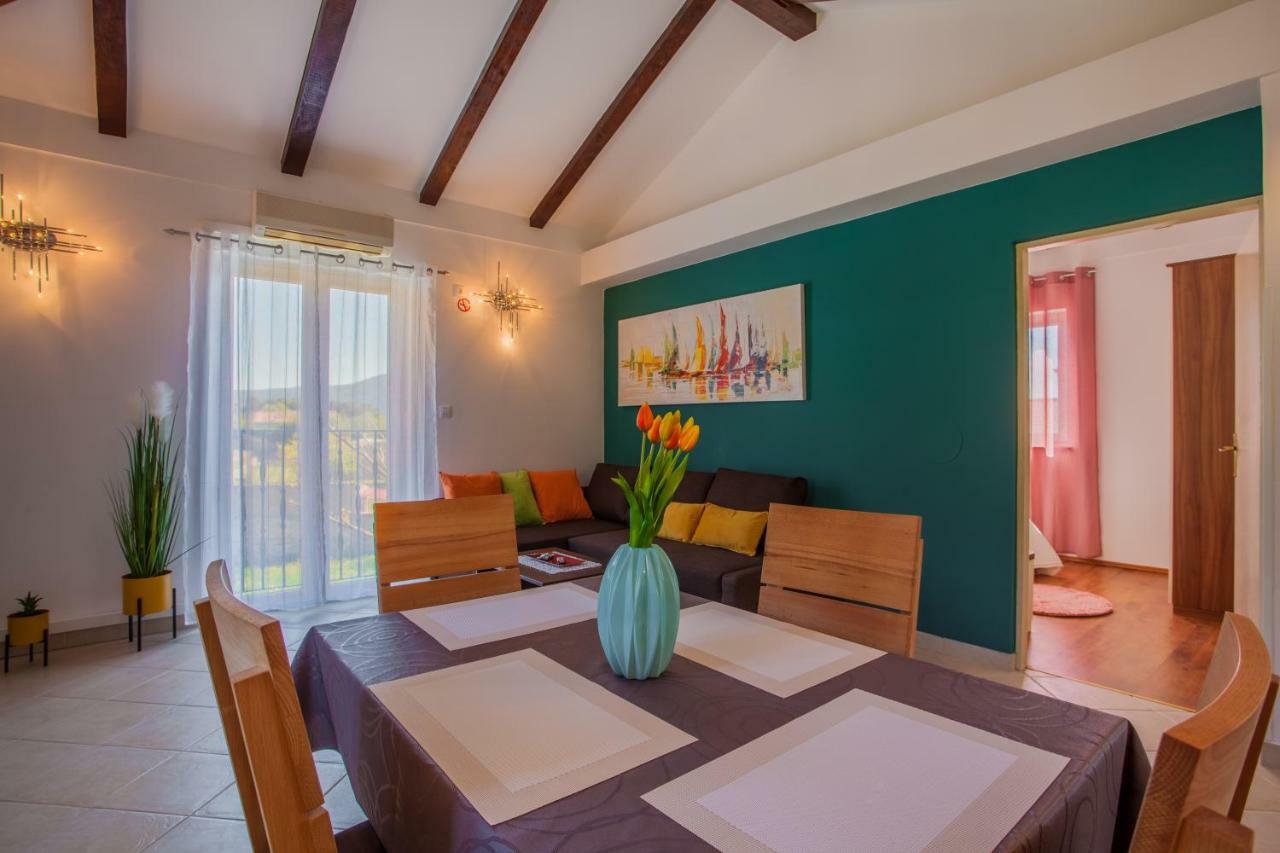 Apartman Madlen Cres Extérieur photo