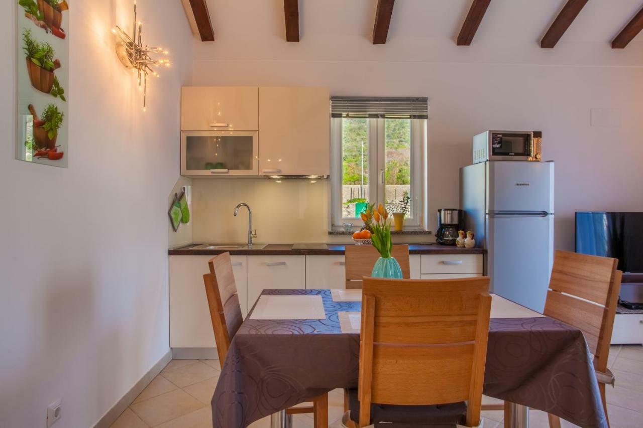Apartman Madlen Cres Extérieur photo