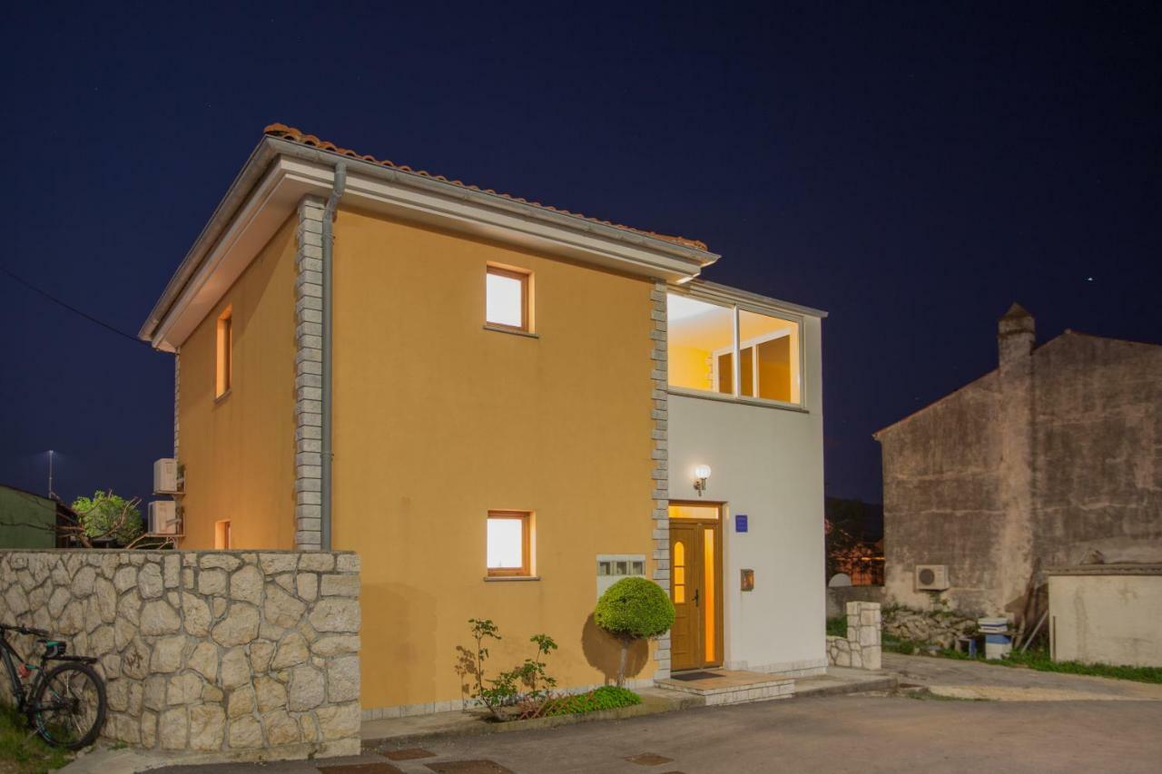 Apartman Madlen Cres Extérieur photo