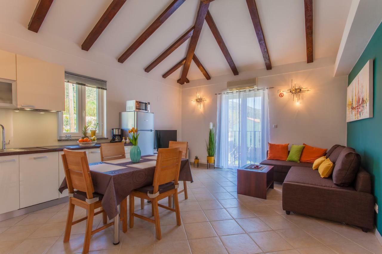Apartman Madlen Cres Extérieur photo