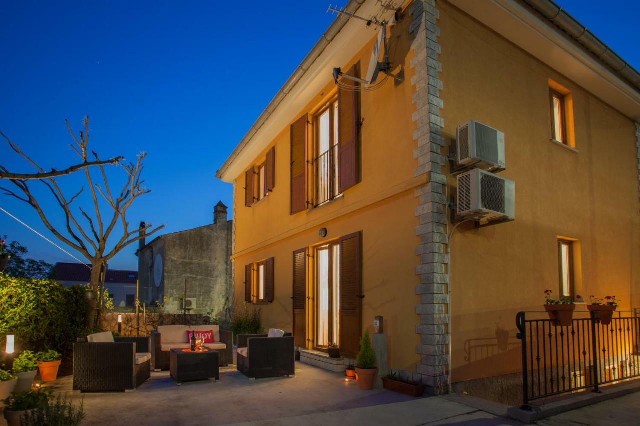 Apartman Madlen Cres Extérieur photo